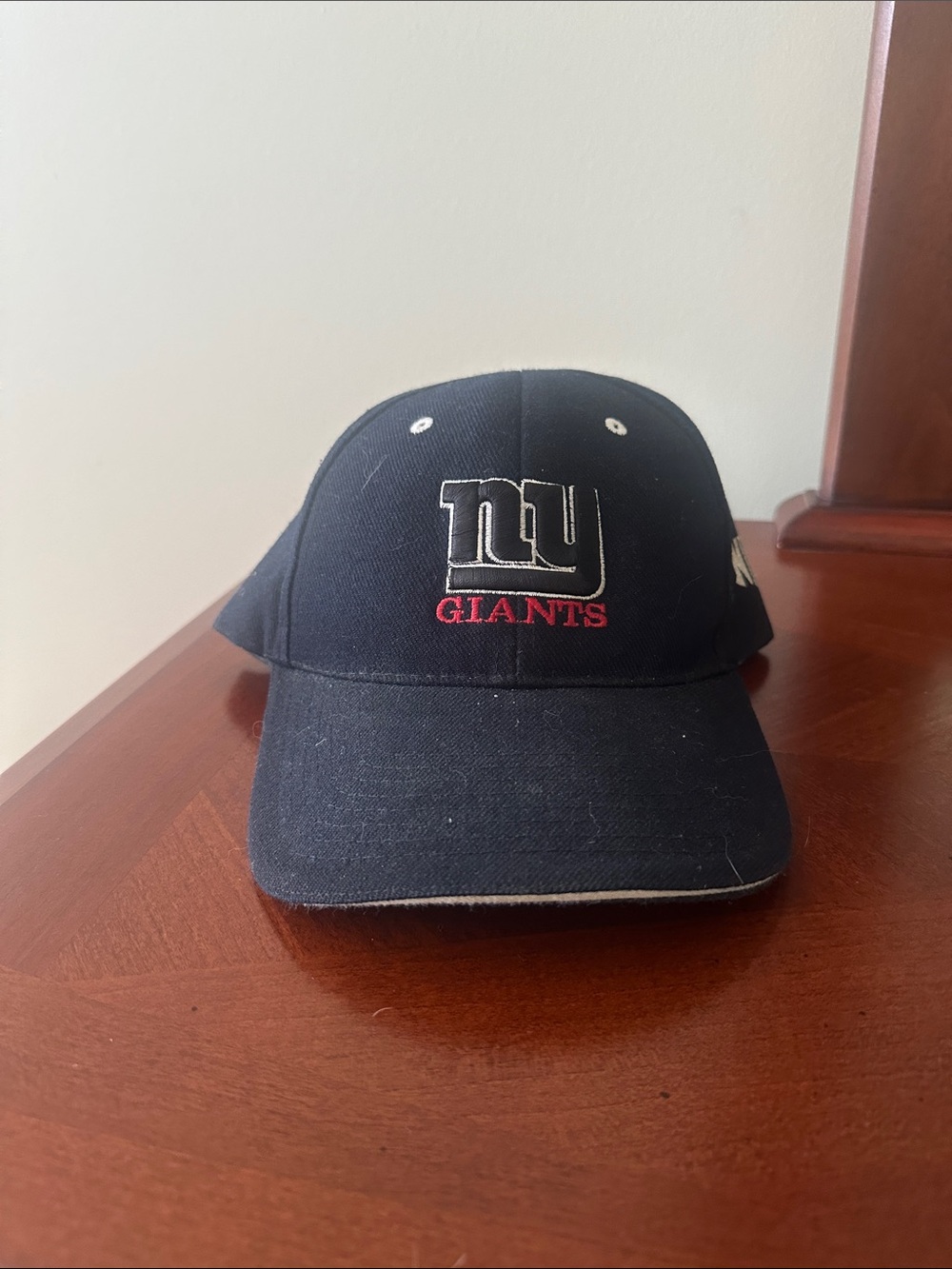 New York Giants black  Cap with Embroidered Logo
